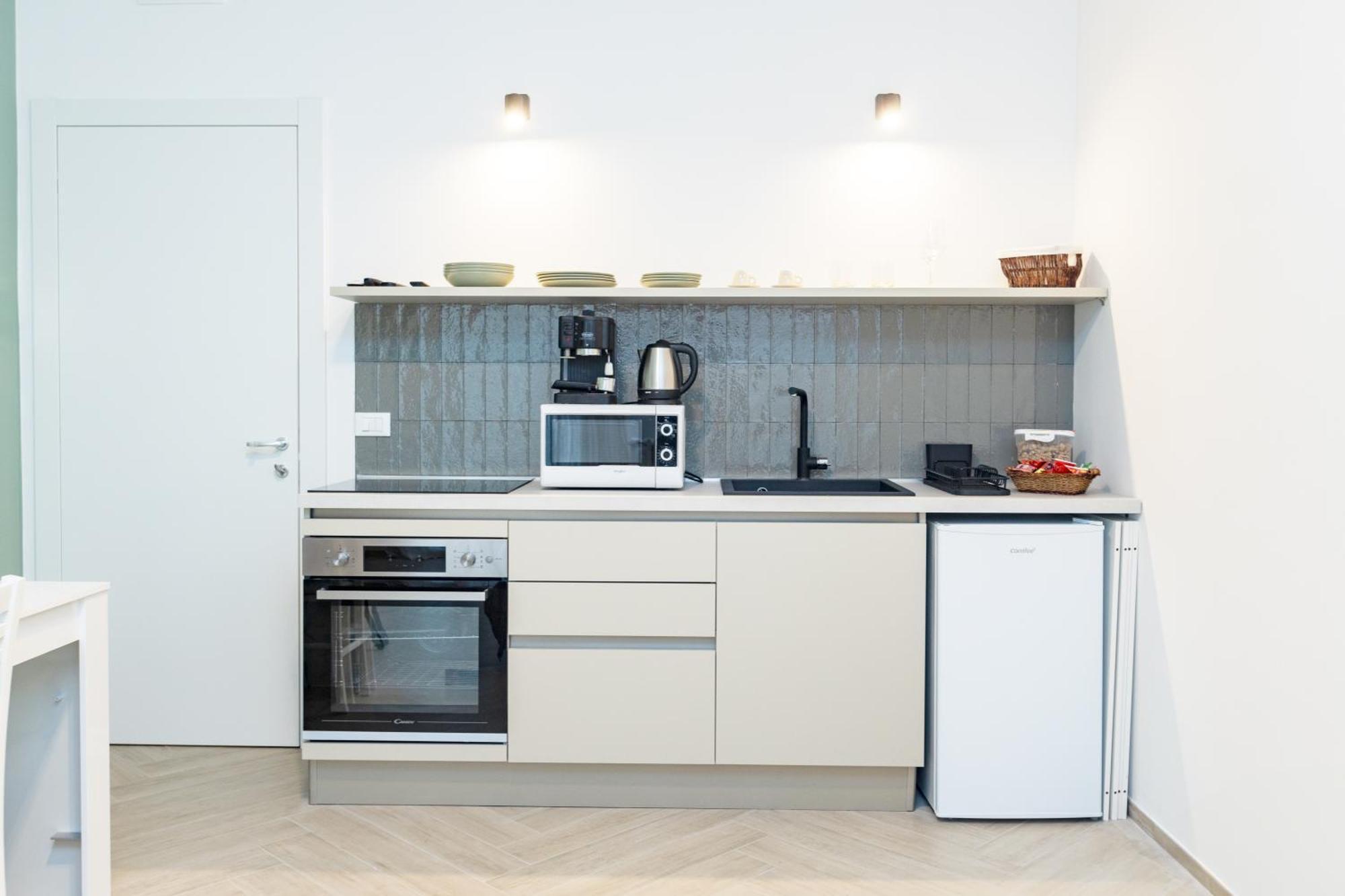 Pds Rooms Brindisi Bagian luar foto