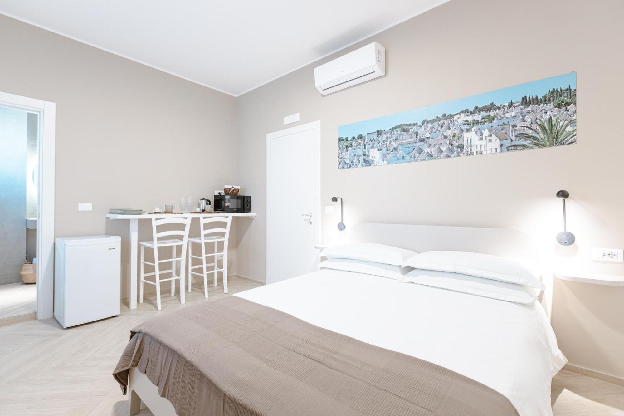 Pds Rooms Brindisi Bagian luar foto