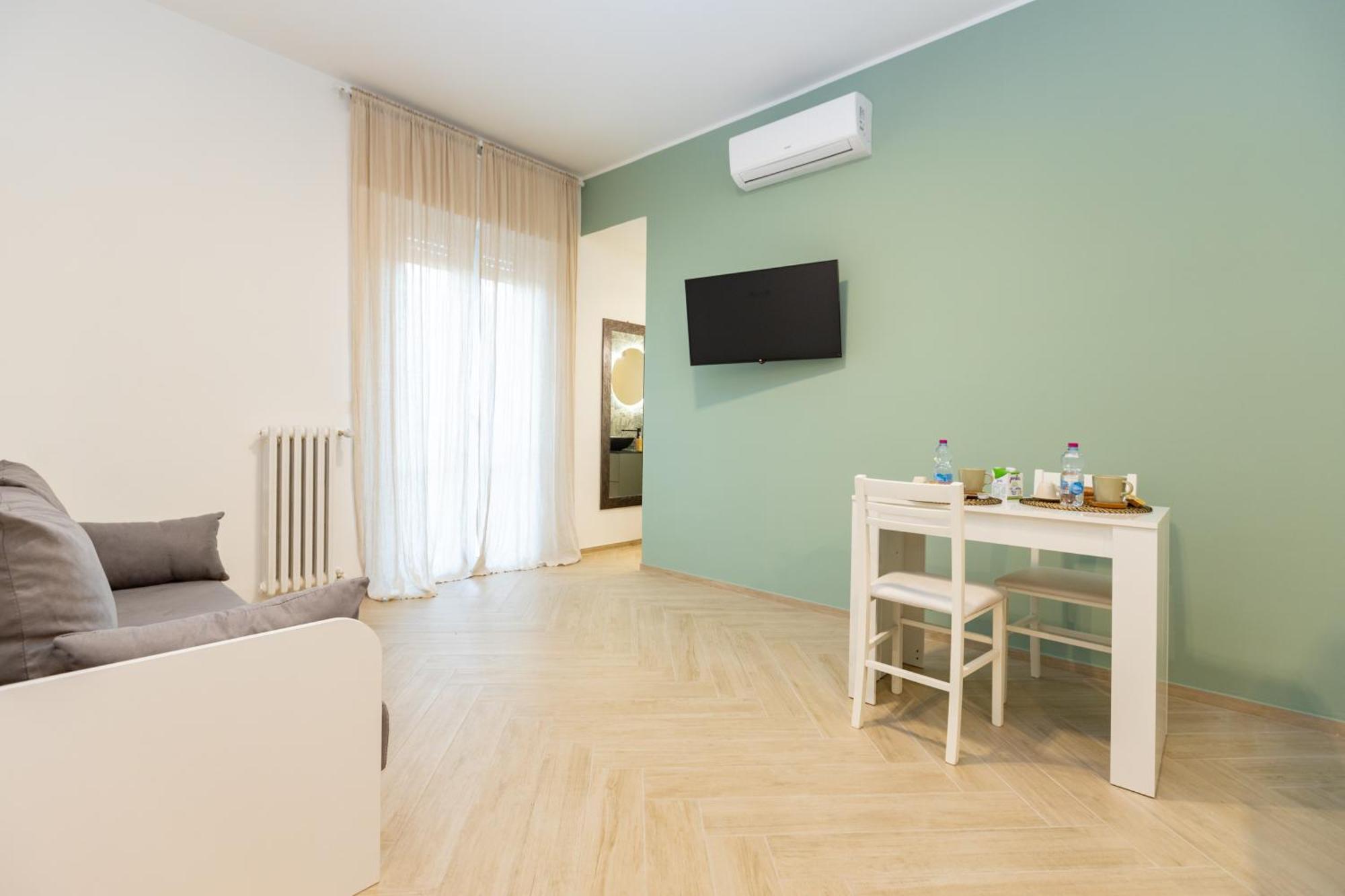 Pds Rooms Brindisi Bagian luar foto